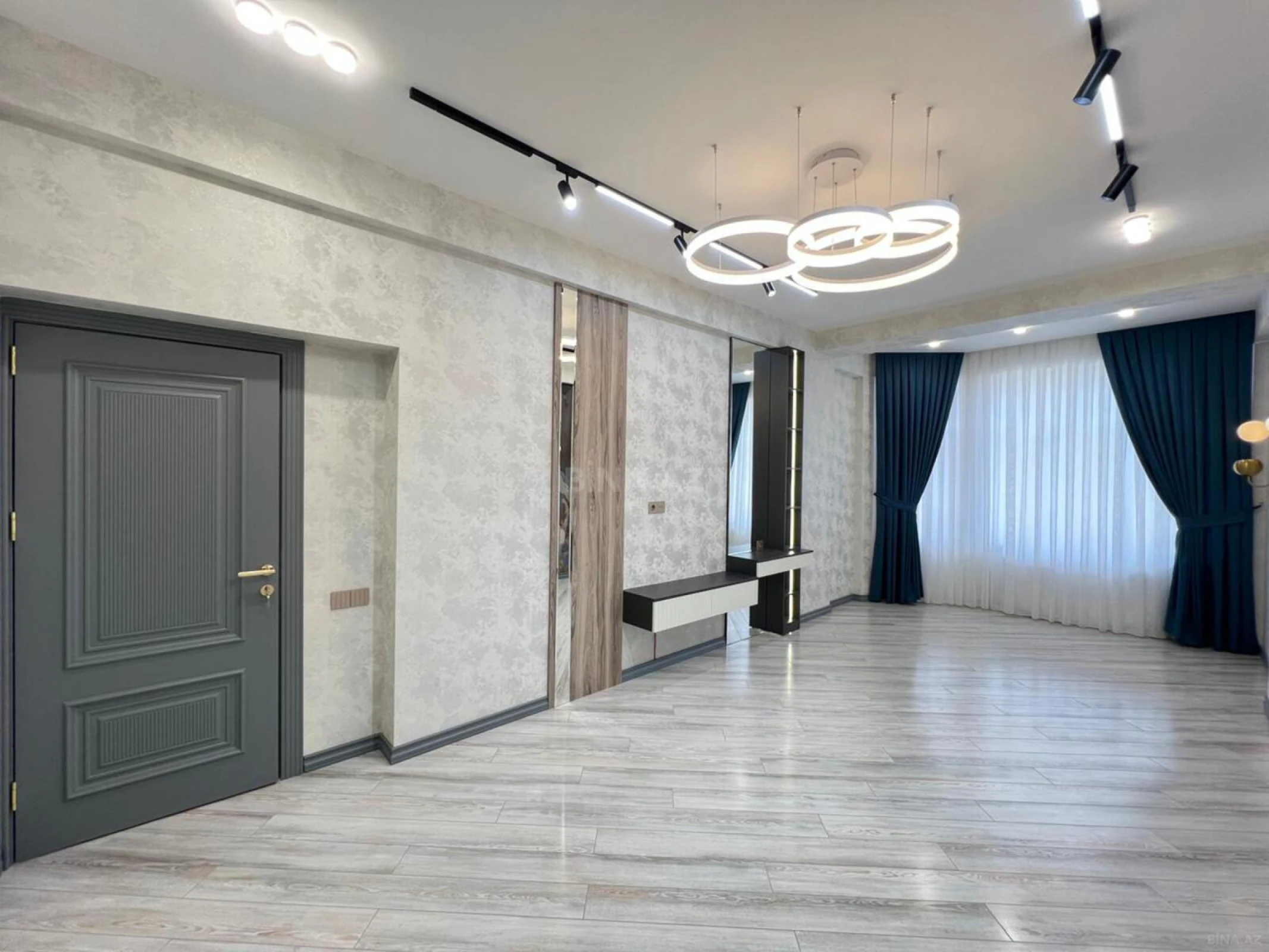 Satılır 3 otaqlı mənzil 96 m²