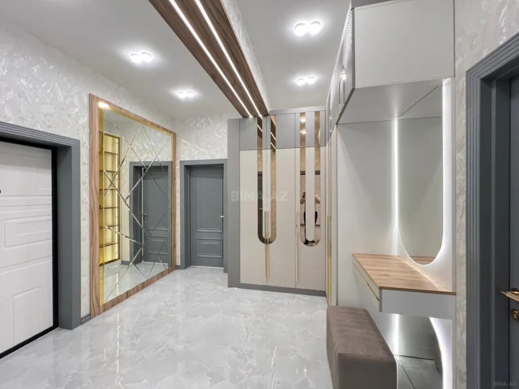 Satılır 3 otaqlı mənzil 96 m²