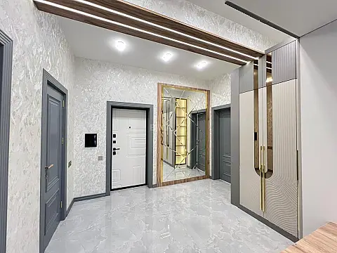 Satılır 3 otaqlı mənzil 96 m²