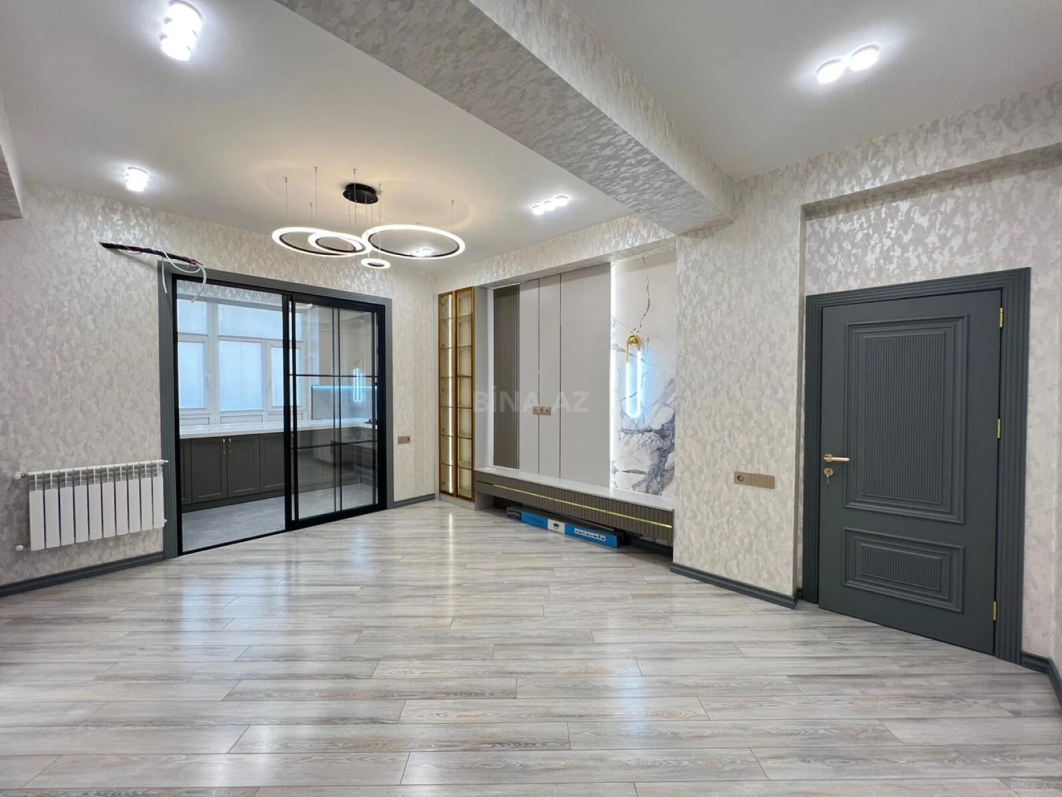 Satılır 3 otaqlı mənzil 96 m²