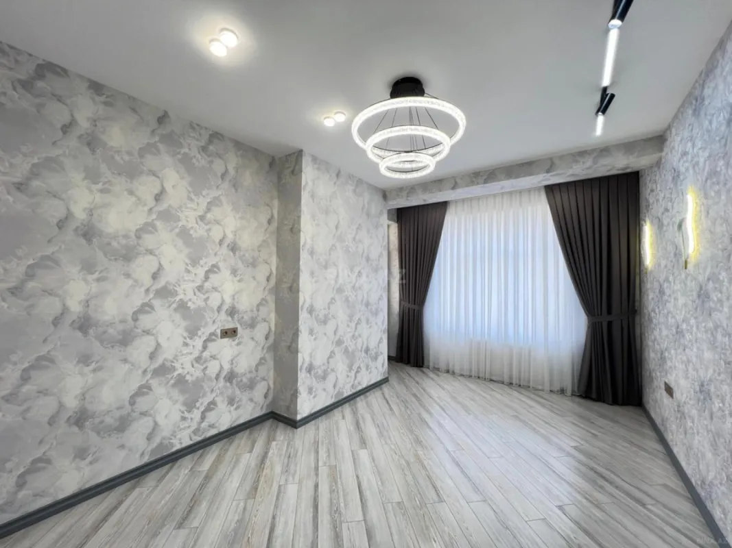 Satılır 3 otaqlı mənzil 96 m²