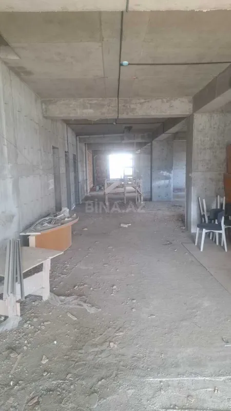 Satılır obyekt 600 m²