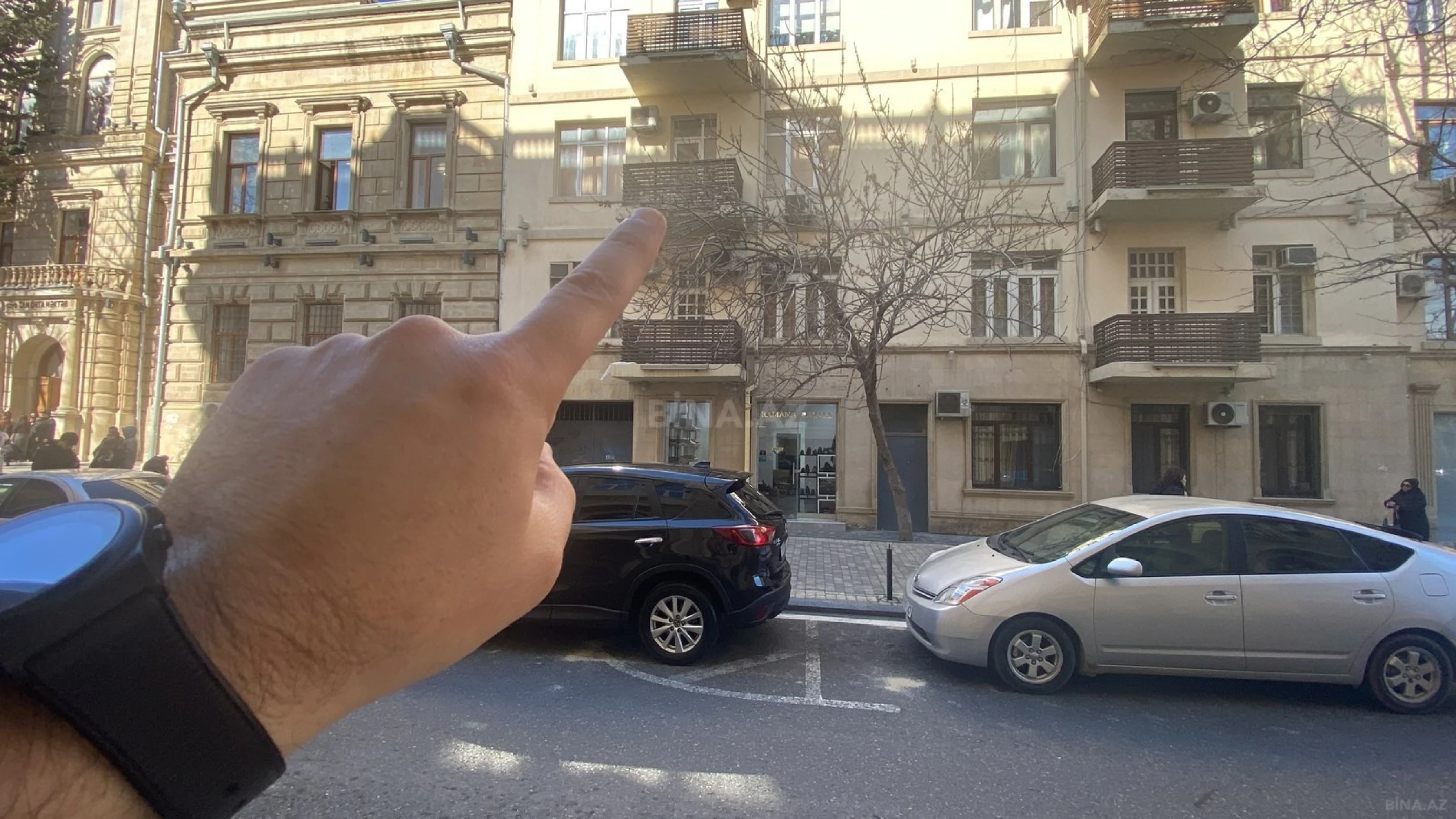 Satılır 3 otaqlı mənzil 103 m²