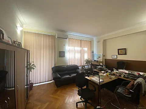 Satılır 3 otaqlı mənzil 103 m² — Bakı, Sahil qəs. 3 otaq 103.00 m²