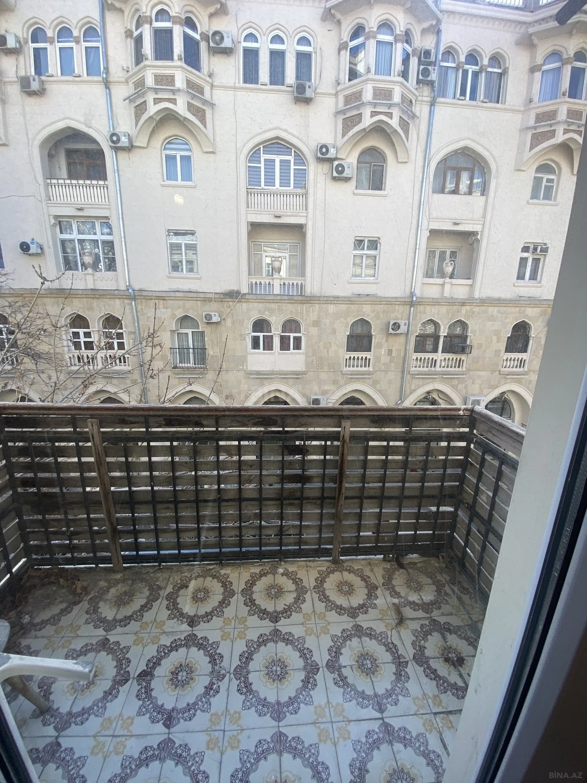 Satılır 3 otaqlı mənzil 103 m²