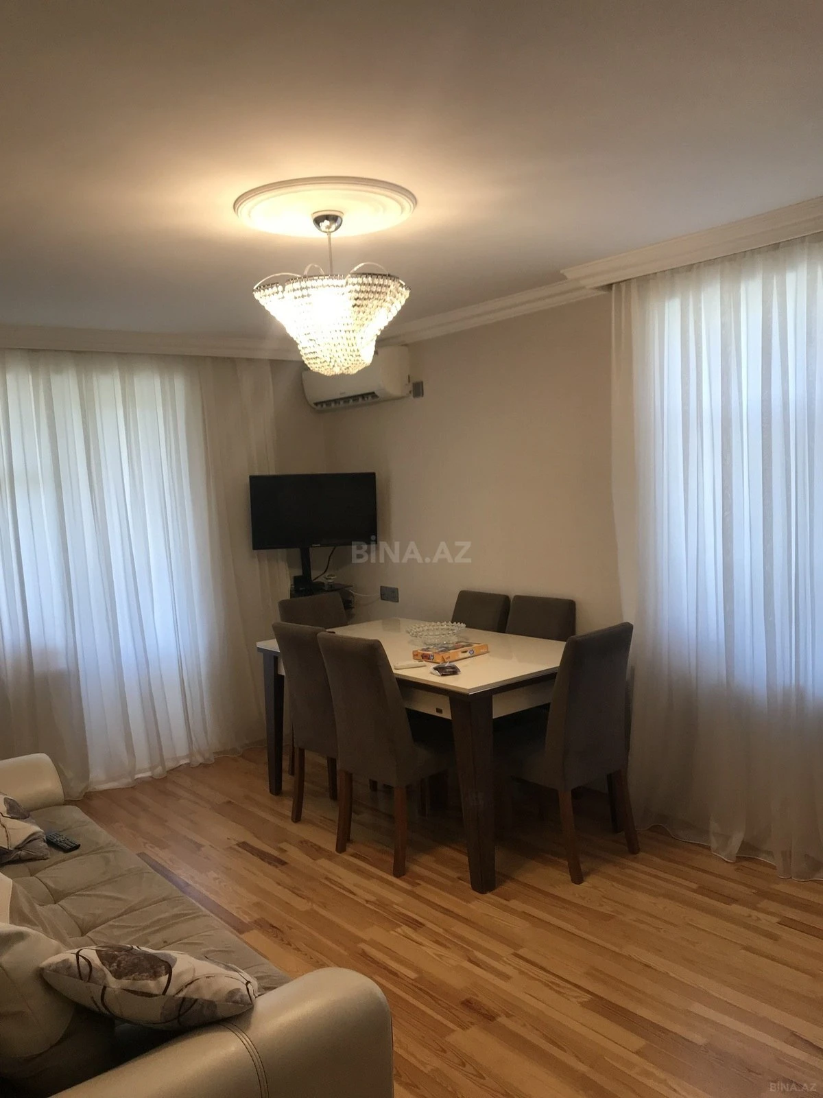Kirayə verilir 2 otaqlı mənzil 45 m²