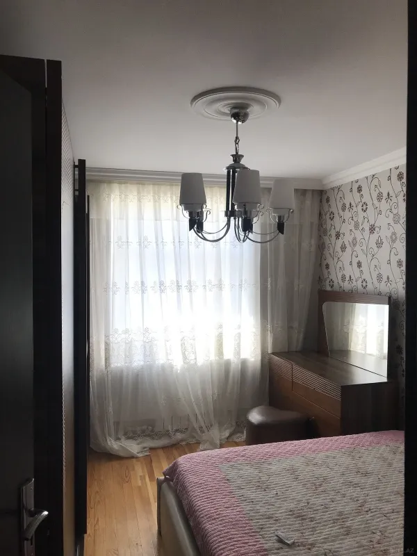 Kirayə verilir 2 otaqlı mənzil 45 m²