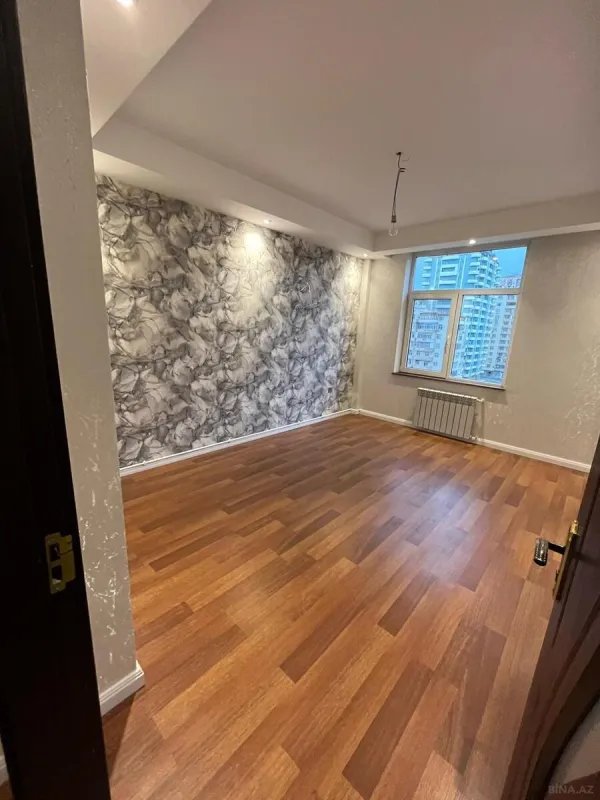 Kirayə verilir 2 otaqlı mənzil 55 m²