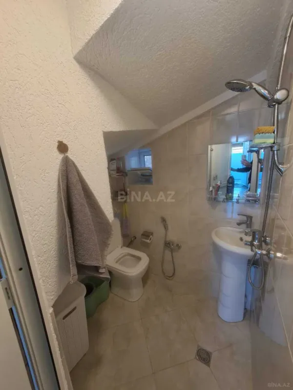 Satılır 4 otaqlı həyət evi 200 m²