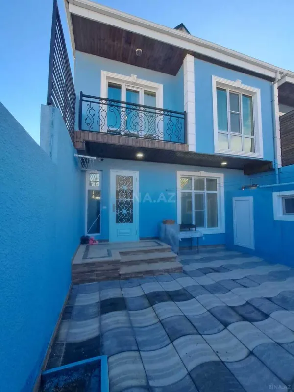 Satılır 4 otaqlı həyət evi 200 m²