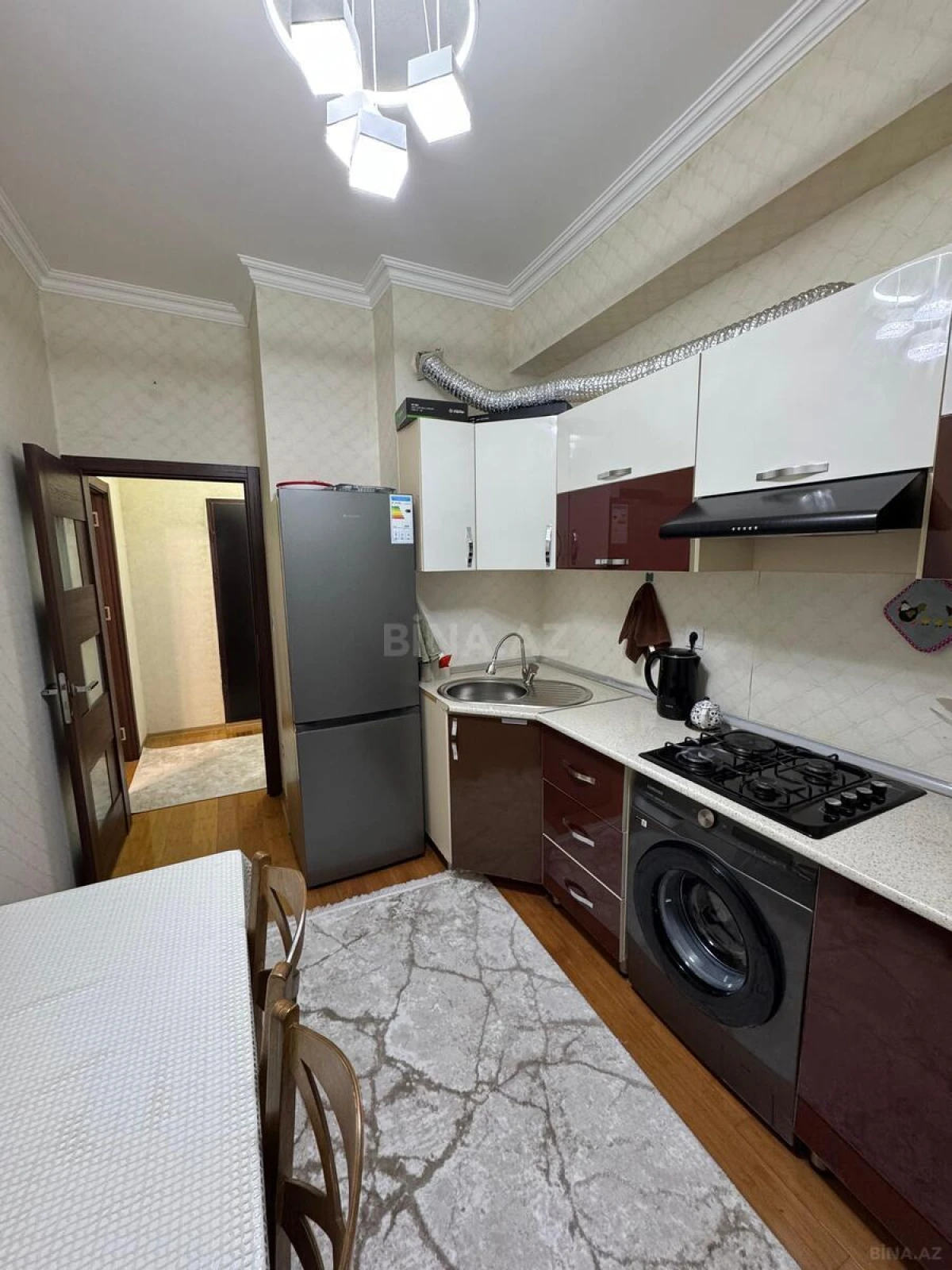 Satılır 2 otaqlı mənzil 62 m²