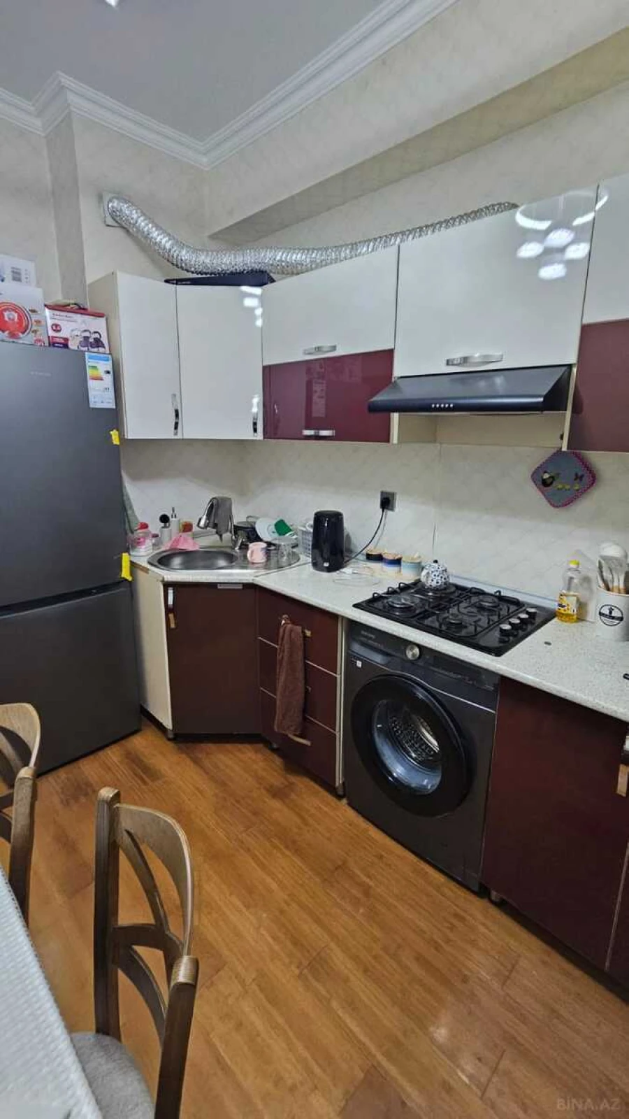 Satılır 2 otaqlı mənzil 62 m²
