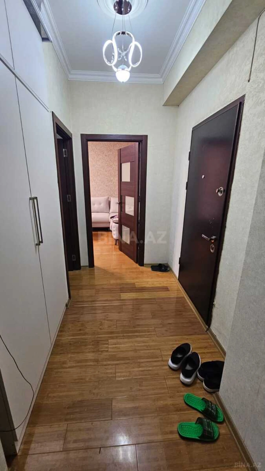 Satılır 2 otaqlı mənzil 62 m²