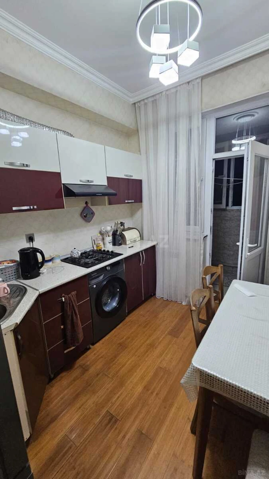 Satılır 2 otaqlı mənzil 62 m²