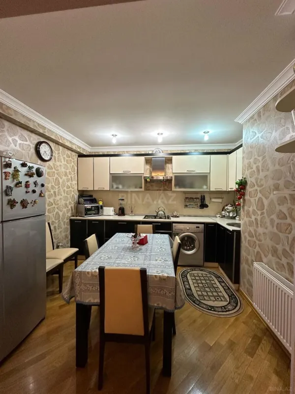 Satılır 2 otaqlı mənzil 65 m²