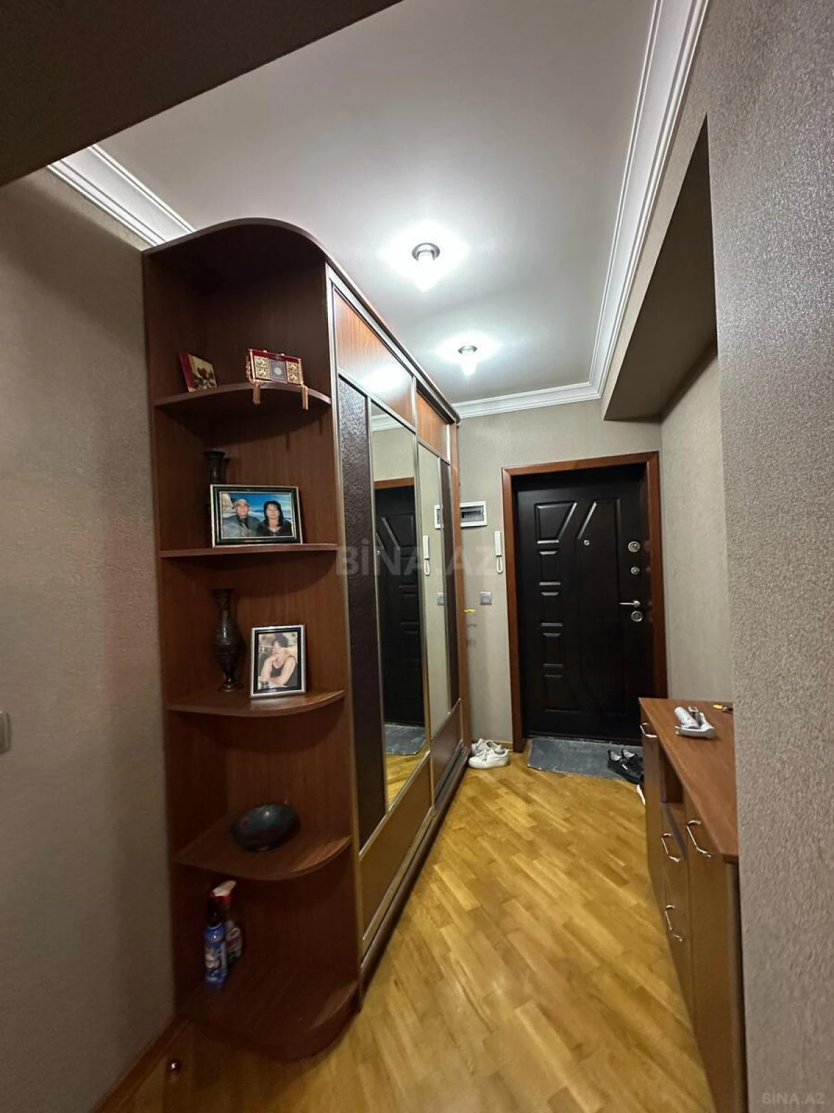 Satılır 2 otaqlı mənzil 65 m²