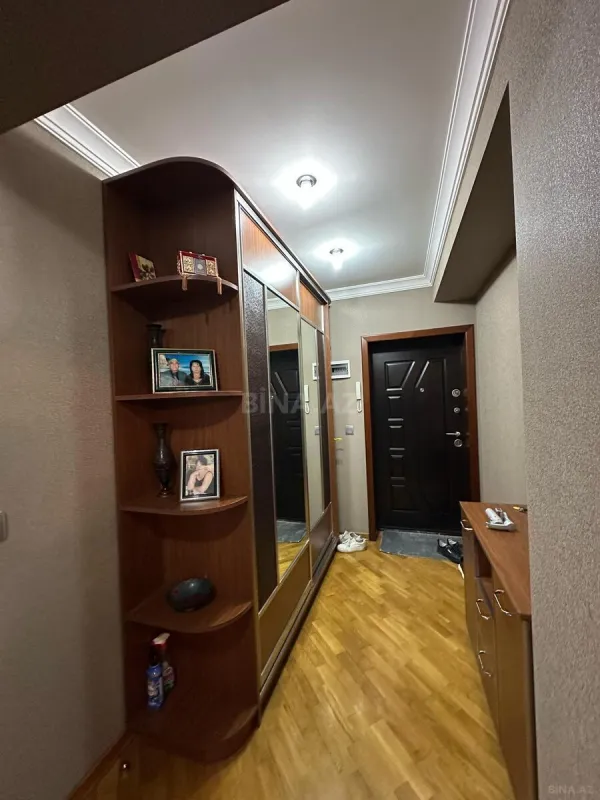Satılır 2 otaqlı mənzil 65 m²