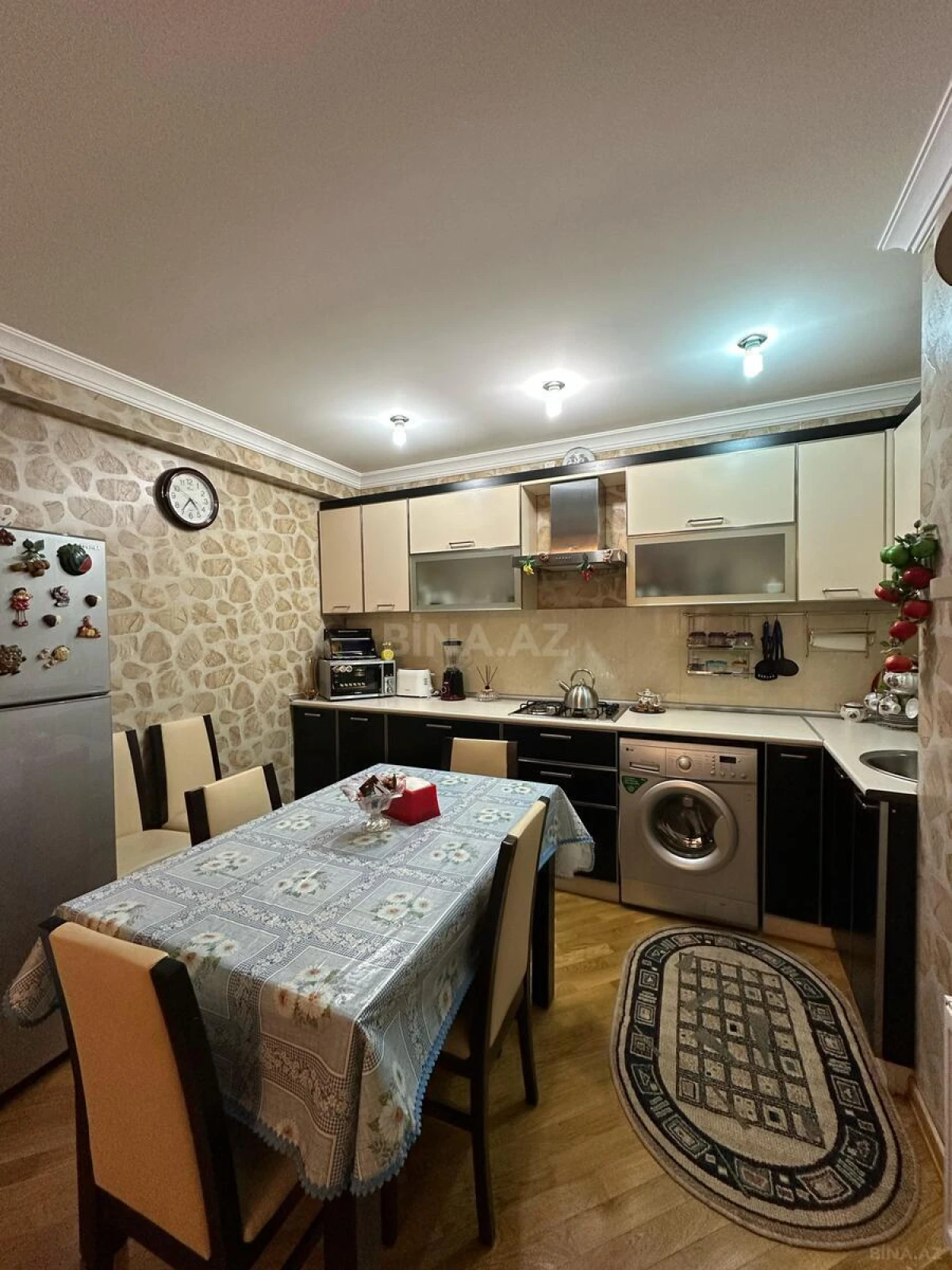 Satılır 2 otaqlı mənzil 65 m²