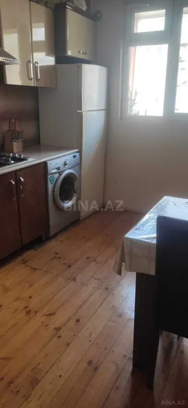 Kirayə verilir 2 otaqlı mənzil 55 m²