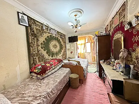 Satılır 4 otaqlı mənzil 100 m² — Bakı 4 otaq 100.00 m²