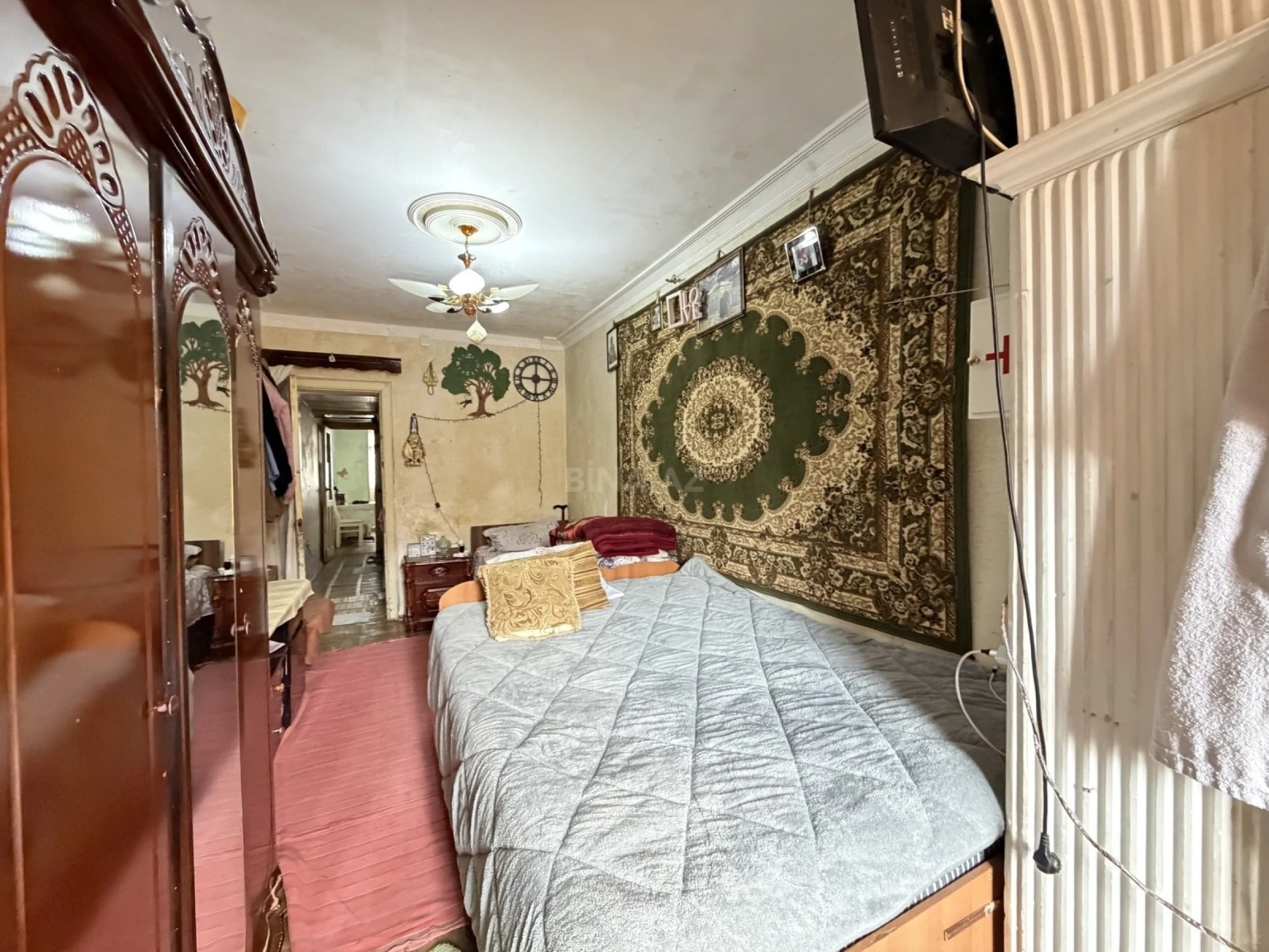 Satılır 4 otaqlı mənzil 100 m²