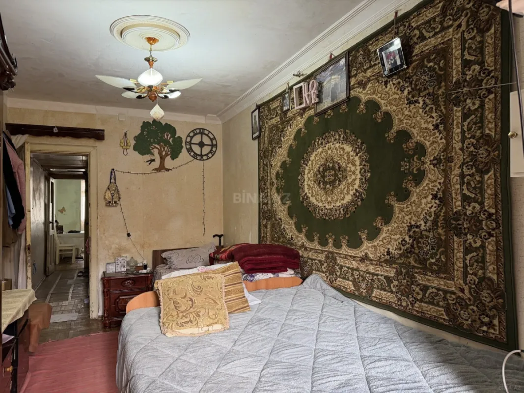 Satılır 4 otaqlı mənzil 100 m²