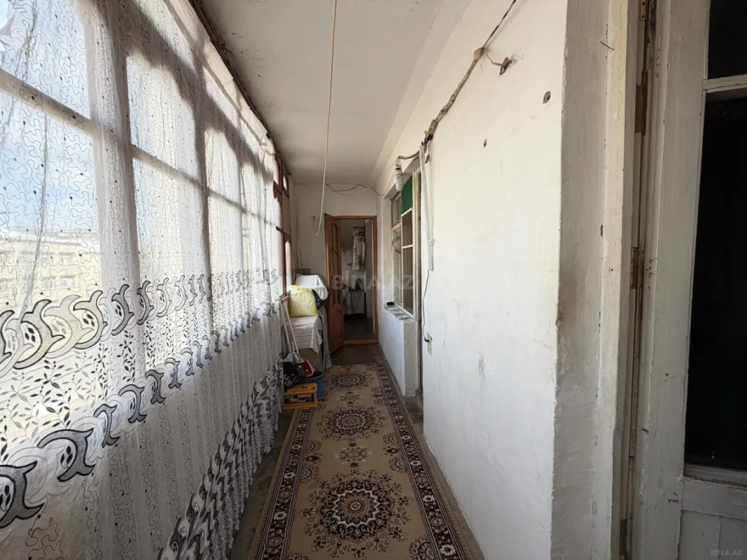 Satılır 4 otaqlı mənzil 100 m²