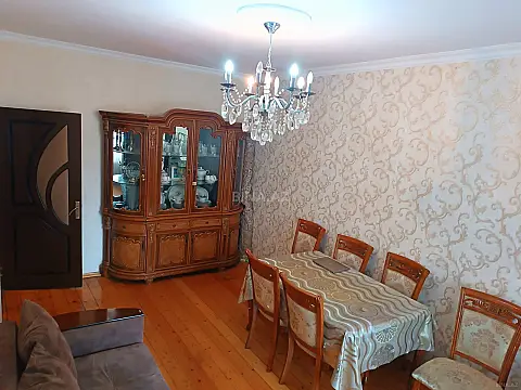 Satılır 2 otaqlı mənzil 48 m²