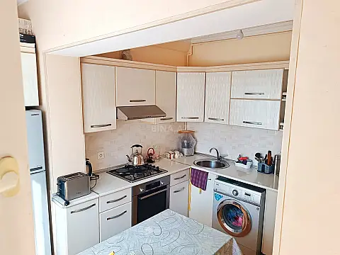 Satılır 2 otaqlı mənzil 48 m²