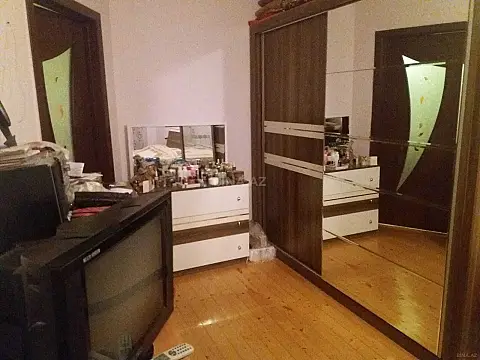 Satılır 4 otaqlı mənzil 105 m² — Bakı, İnşaatçılar 4 otaq 105.00 m²