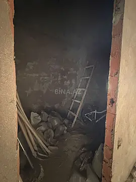 Satılır 4 otaqlı mənzil 165 m²