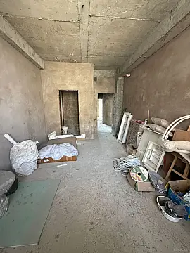 Satılır 4 otaqlı mənzil 165 m²