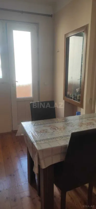 Kirayə verilir 2 otaqlı mənzil 45 m²