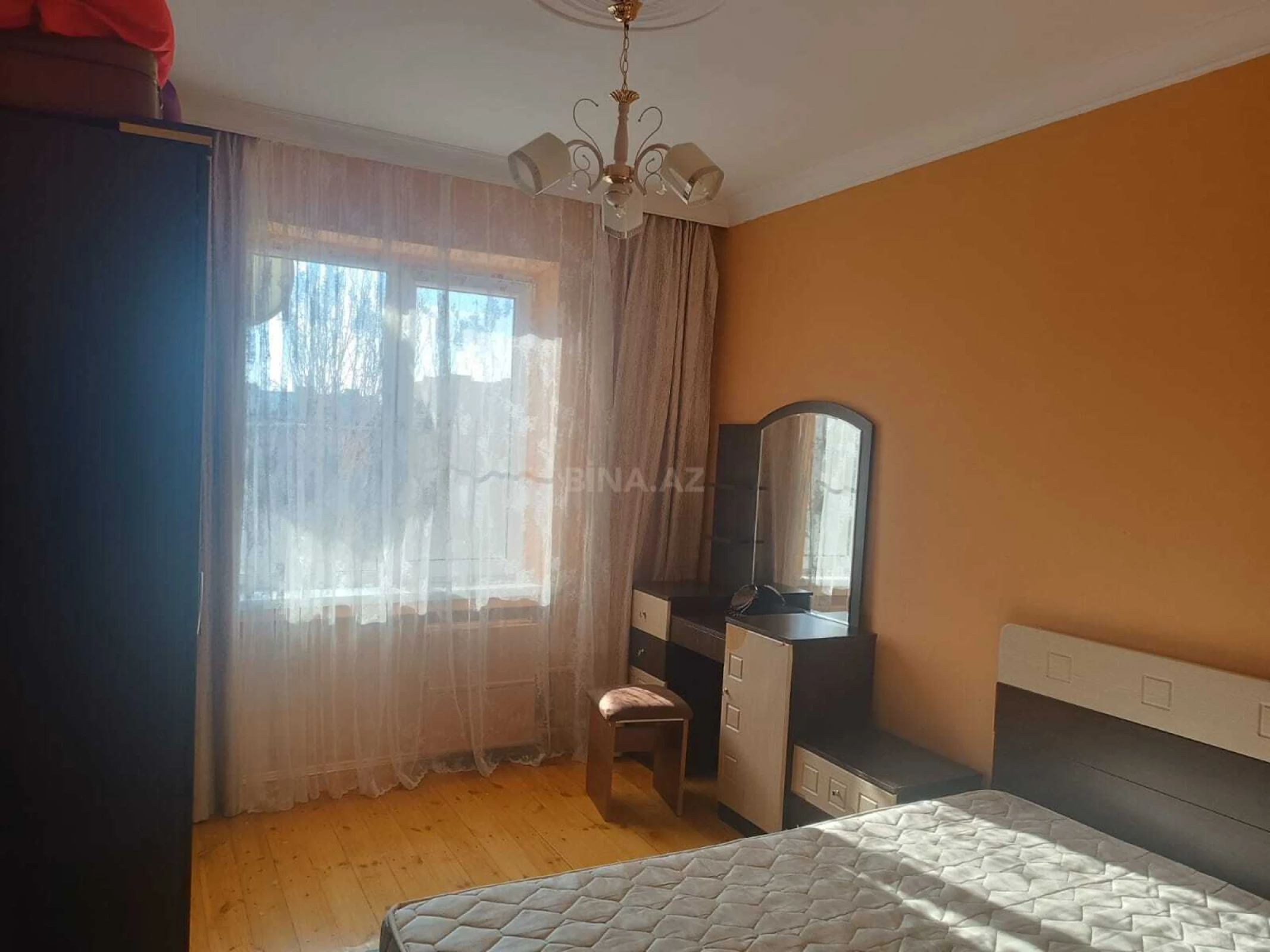 Kirayə verilir 2 otaqlı mənzil 45 m²