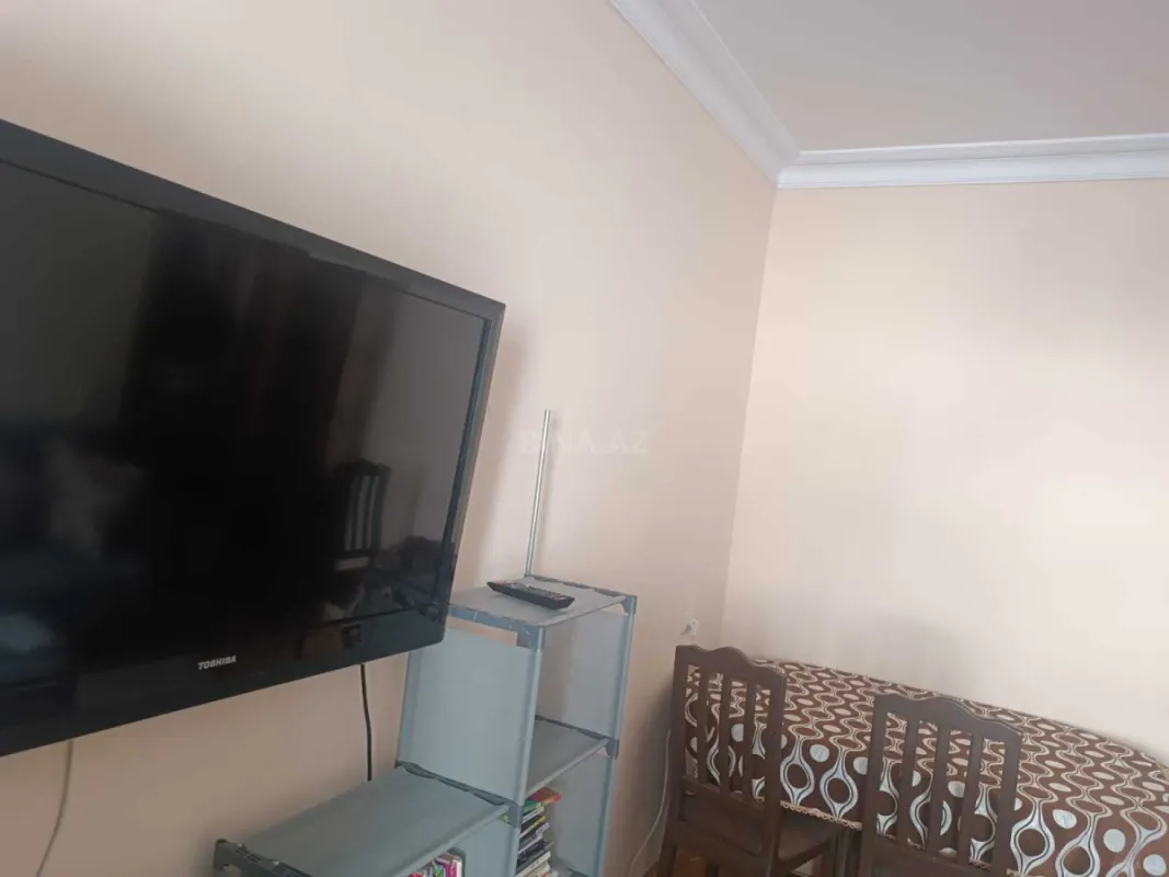 Kirayə verilir 2 otaqlı mənzil 45 m²