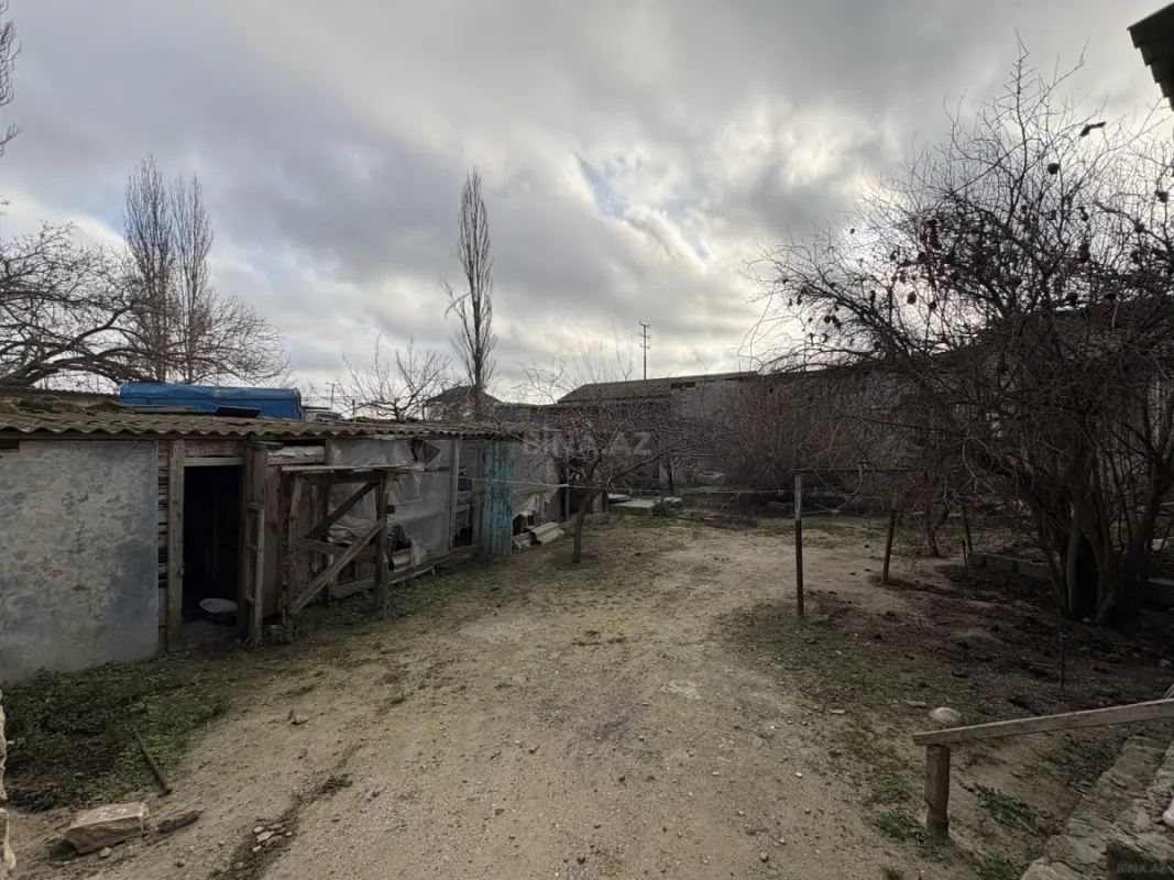 Satılır 5 otaqlı həyət evi 171 m²