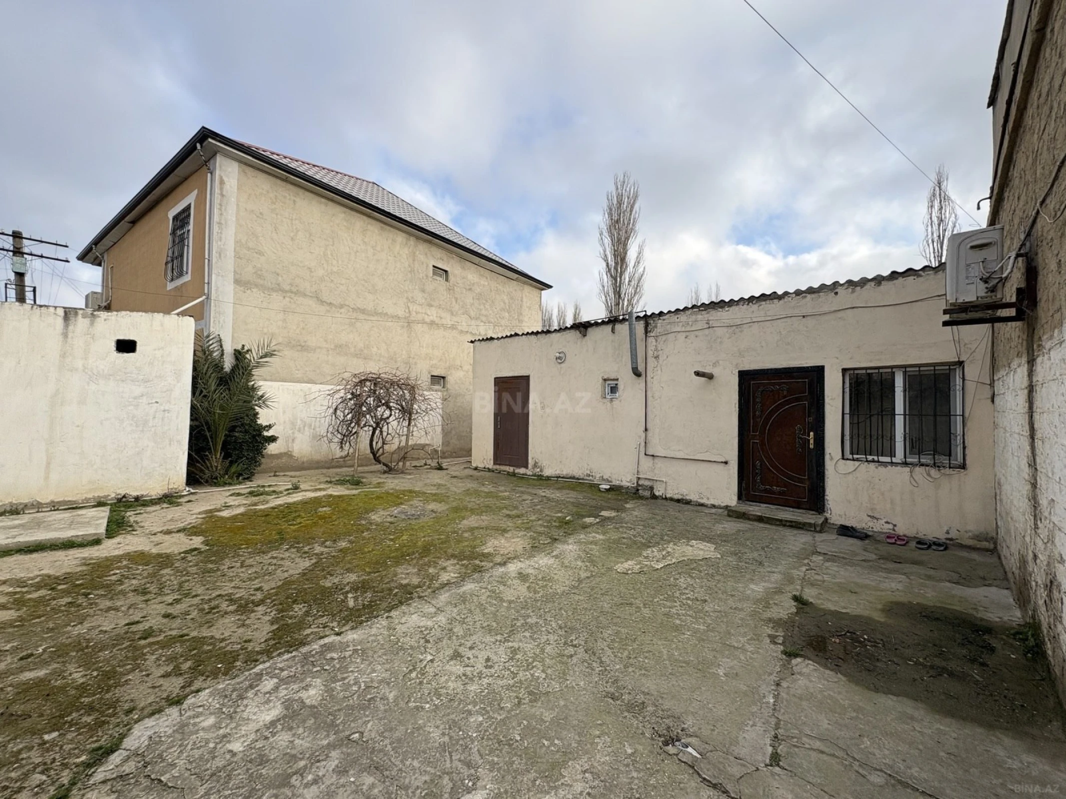 Satılır 5 otaqlı həyət evi 171 m²