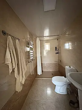 Satılır 5 otaqlı həyət evi 171 m²