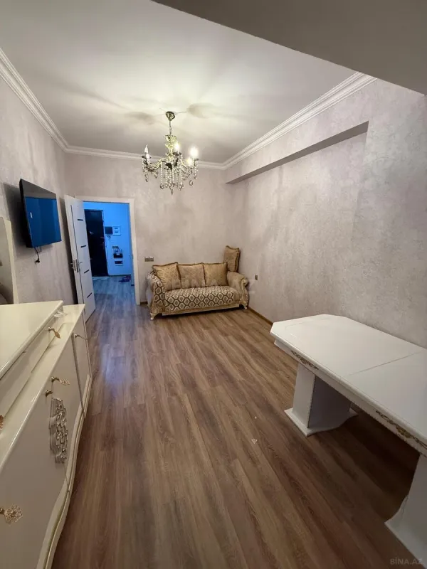 Kirayə verilir 1 otaqlı mənzil 53 m²