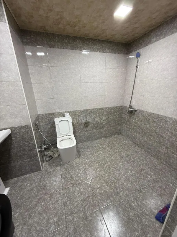 Kirayə verilir 1 otaqlı mənzil 53 m²
