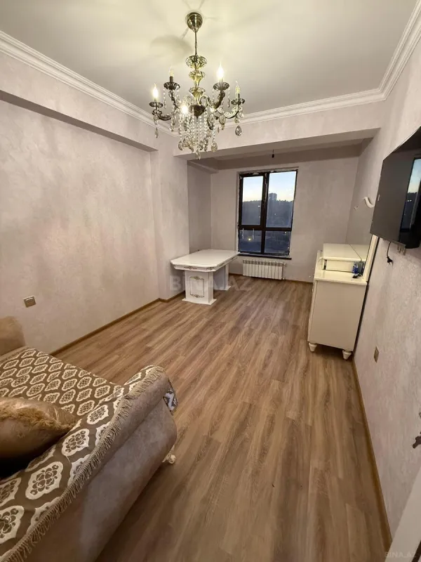 Kirayə verilir 1 otaqlı mənzil 53 m²