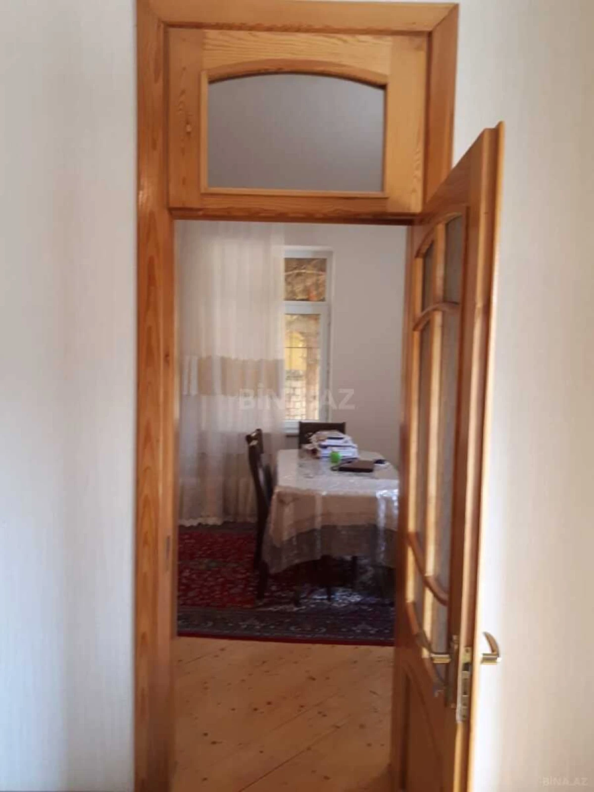 Satılır 5 otaqlı həyət evi 300 m²