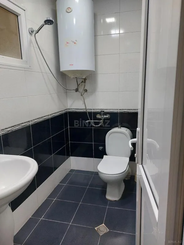 Satılır 5 otaqlı mənzil 120 m²