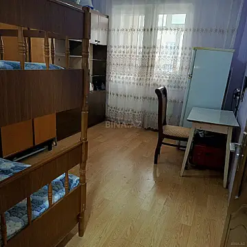 Satılır 5 otaqlı mənzil 120 m²
