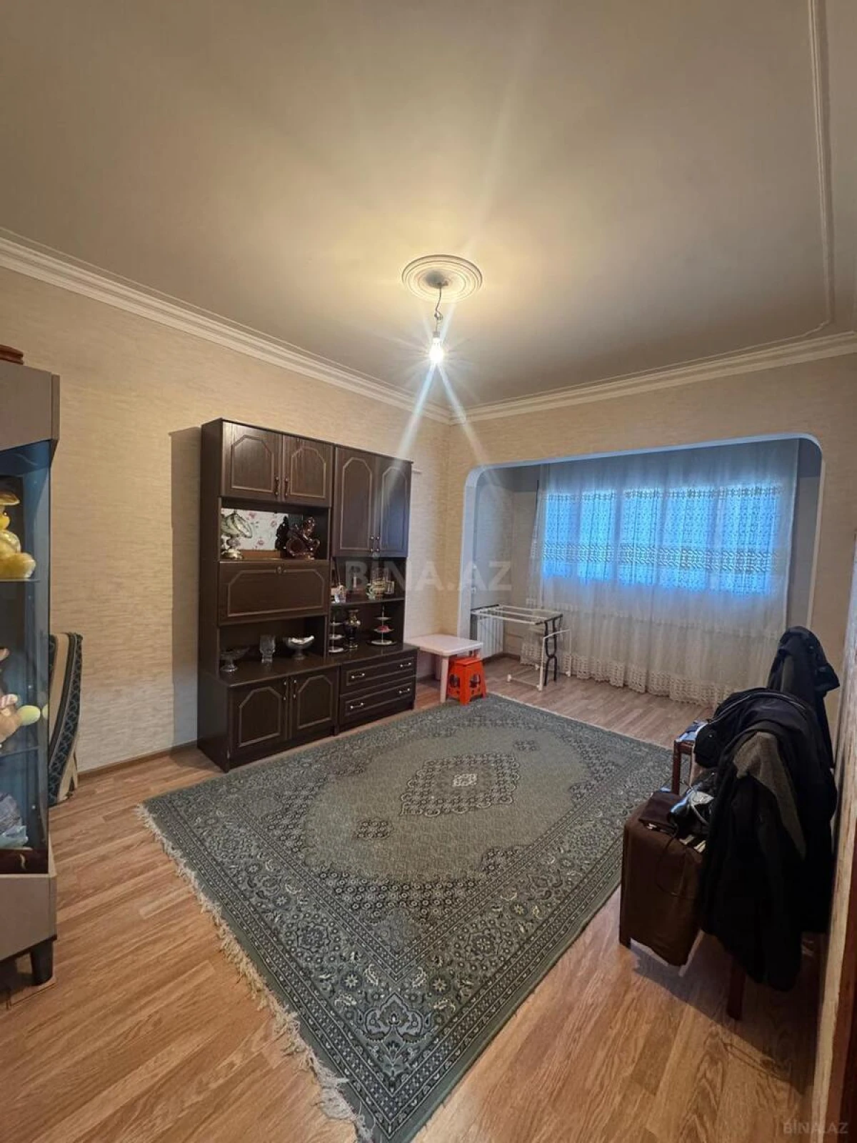 Satılır 4 otaqlı mənzil 100 m²