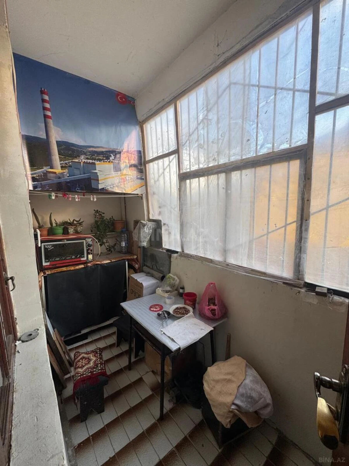 Satılır 4 otaqlı mənzil 100 m²