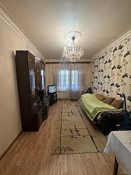 Satılır 4 otaqlı mənzil 100 m² — Bakı, İnşaatçılar 4 otaq 100.00 m²
