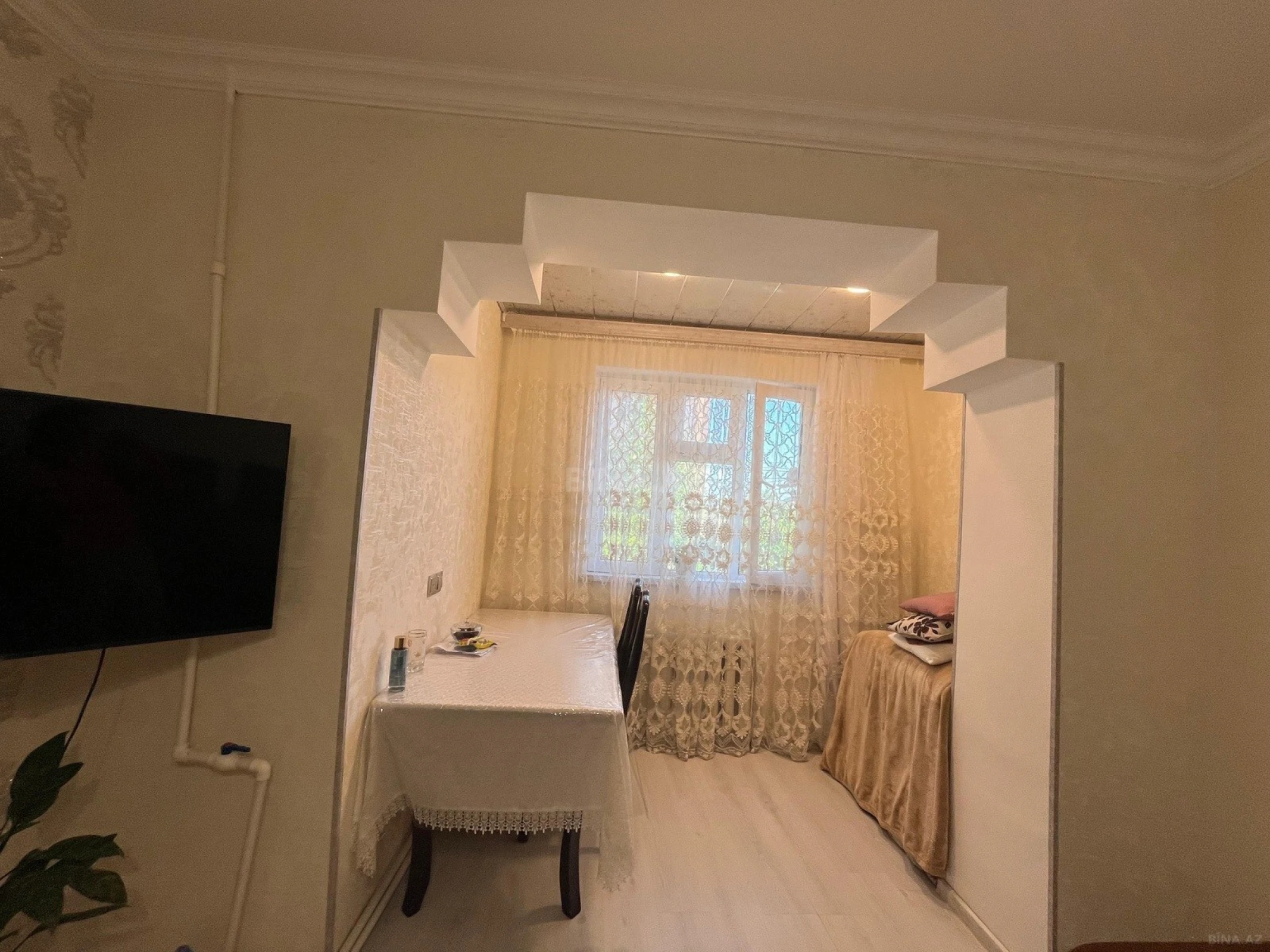 Satılır 2 otaqlı mənzil 60 m²