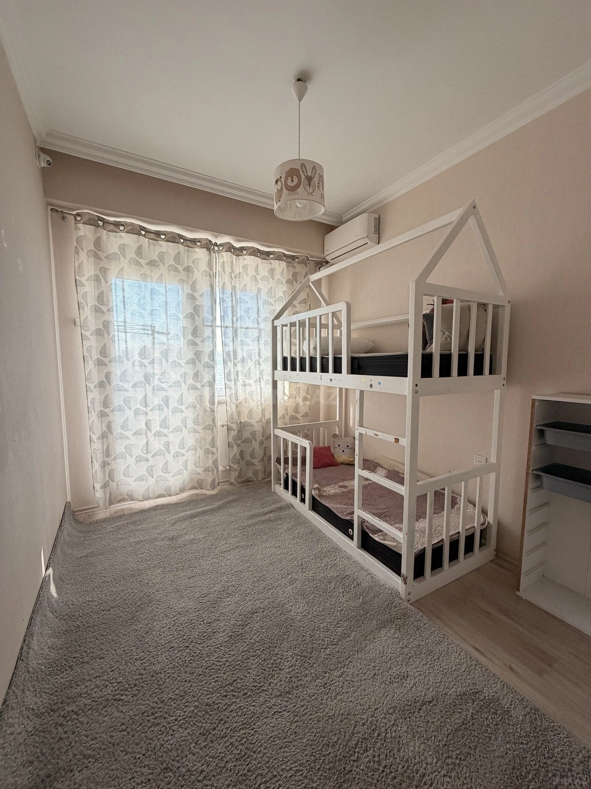 Satılır 3 otaqlı mənzil 95 m²