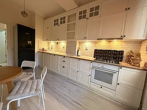 Satılır 3 otaqlı mənzil 95 m²